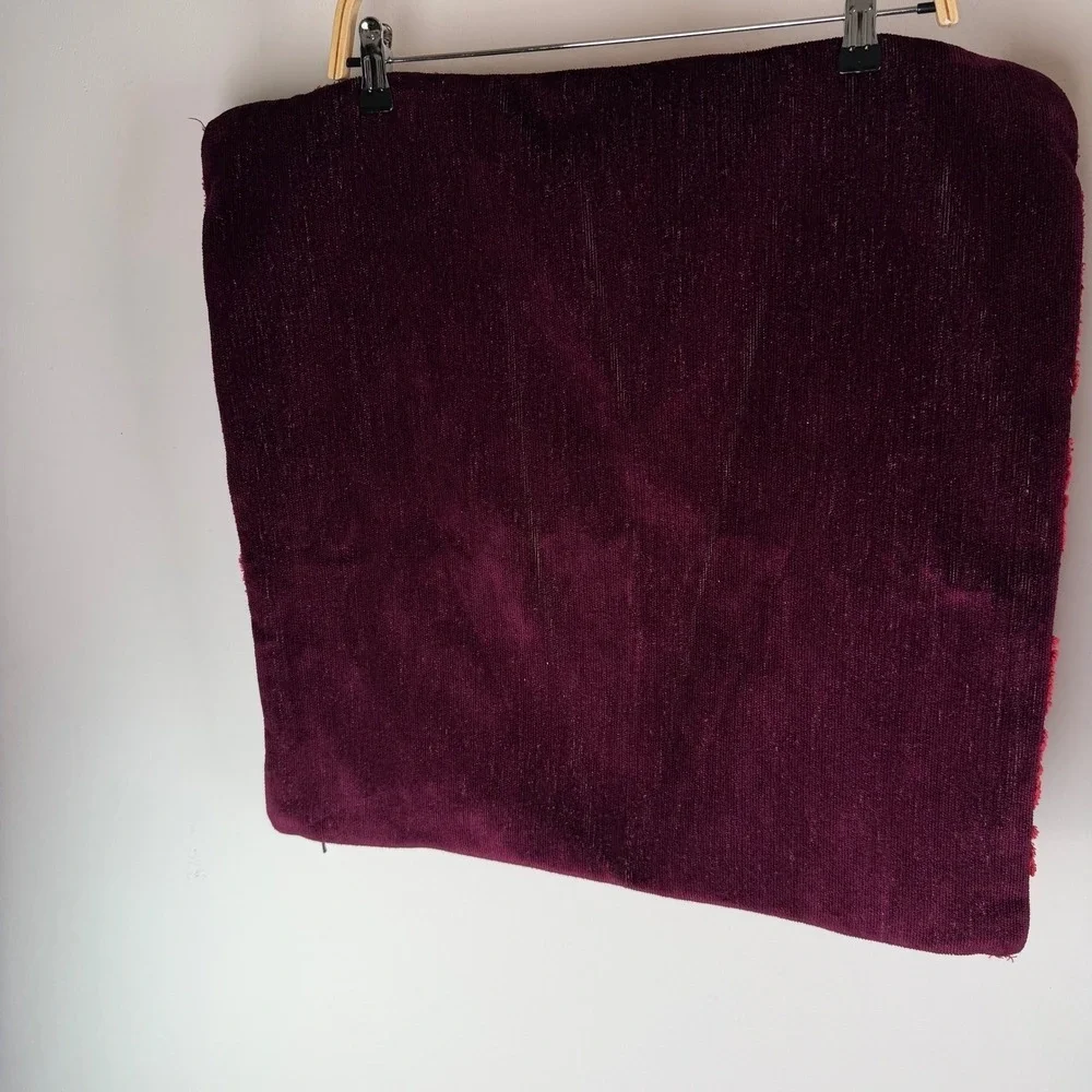 Pottery Barn Burgundy Red Damask Textured 22x22 Pillow Covers Set of 2